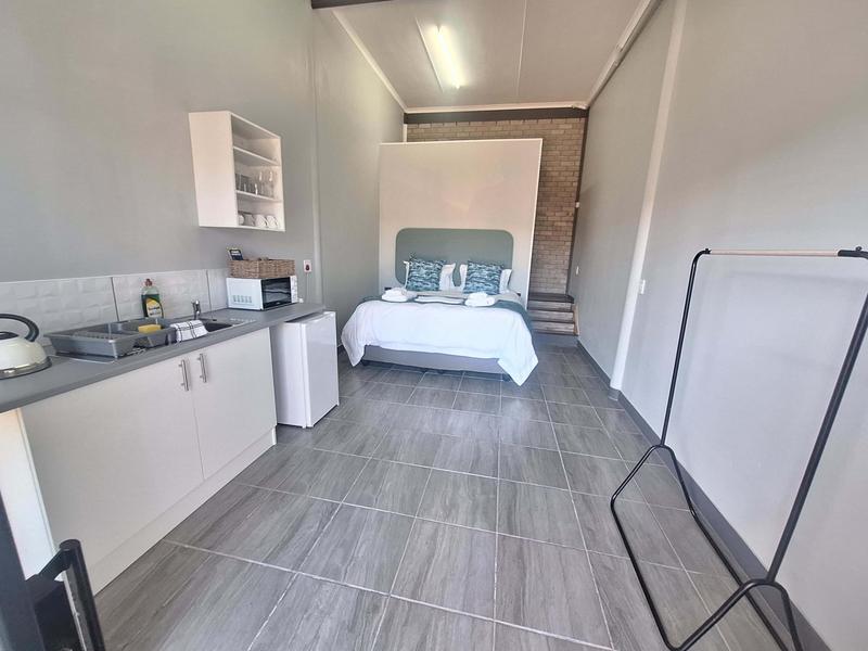 5 Bedroom Property for Sale in Seemeeu Park Western Cape